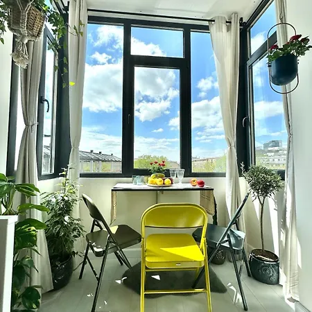 Harmony With Ateneu View Appartamento *